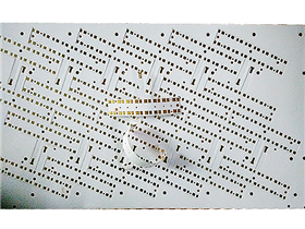 Platine auf Kupferbasis